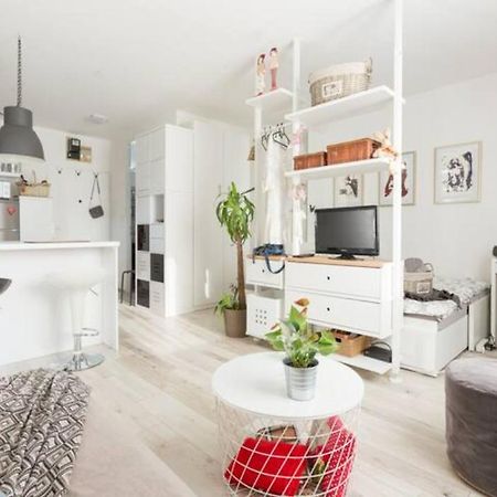 New Studio Apartment Sun With Free Parking ザグレブ エクステリア 写真
