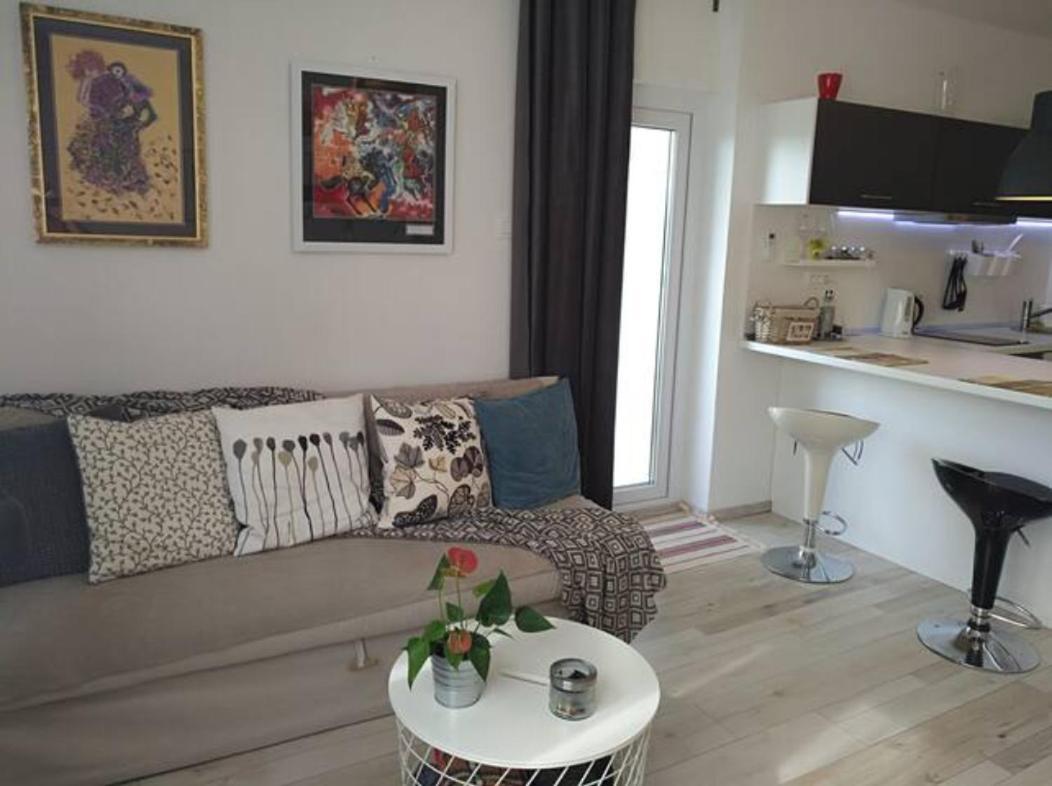 New Studio Apartment Sun With Free Parking ザグレブ エクステリア 写真