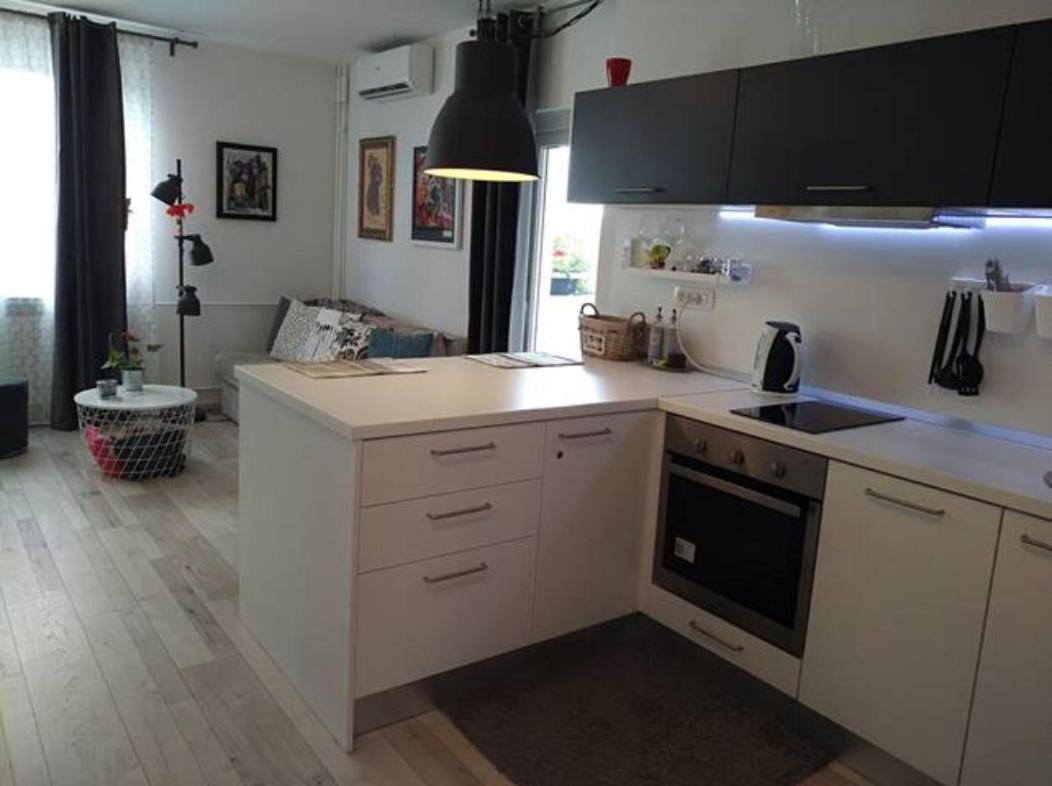 New Studio Apartment Sun With Free Parking ザグレブ エクステリア 写真