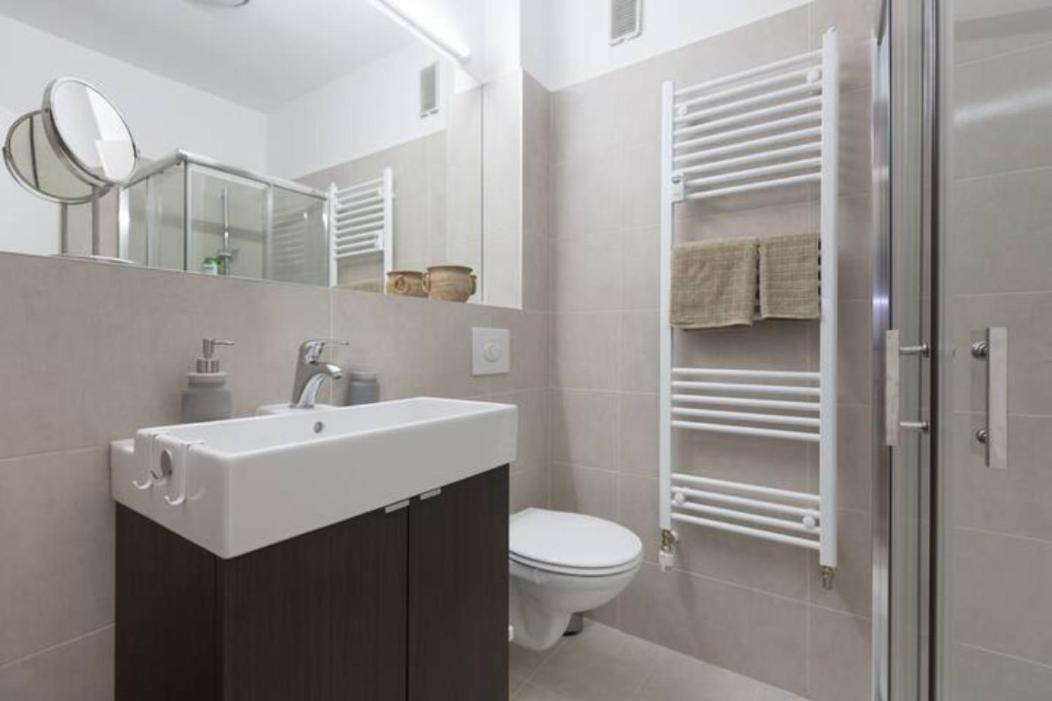 New Studio Apartment Sun With Free Parking ザグレブ エクステリア 写真
