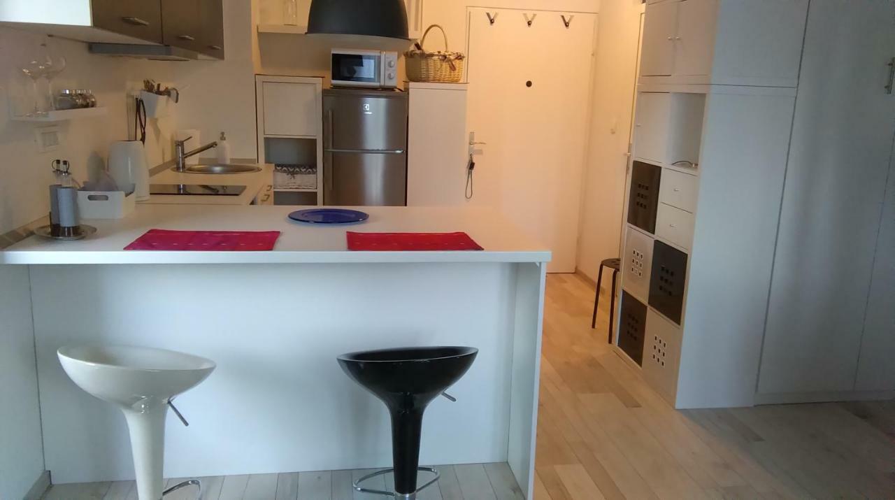 New Studio Apartment Sun With Free Parking ザグレブ エクステリア 写真